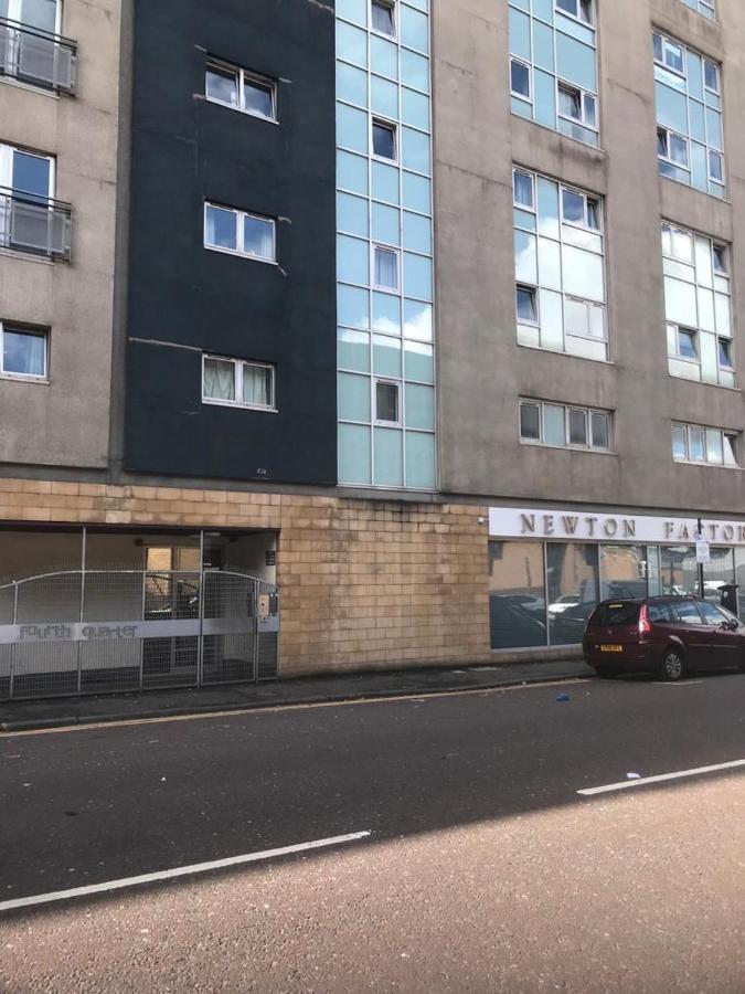 ochiltree apartment Glasgow Exteriör bild